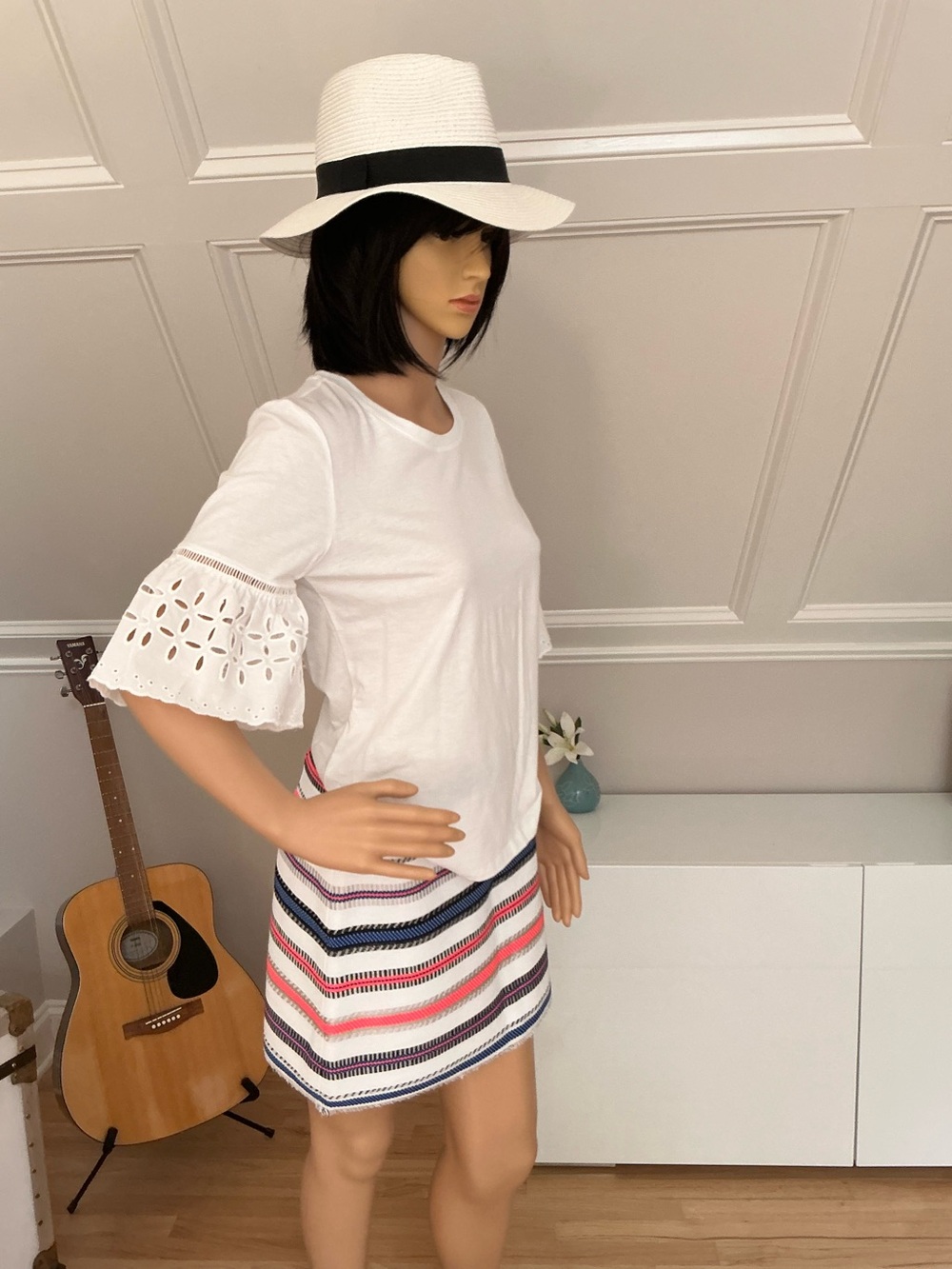 Ann Taylor White Eyelet Bell-Sleeve Tee. Size SP. NWT.